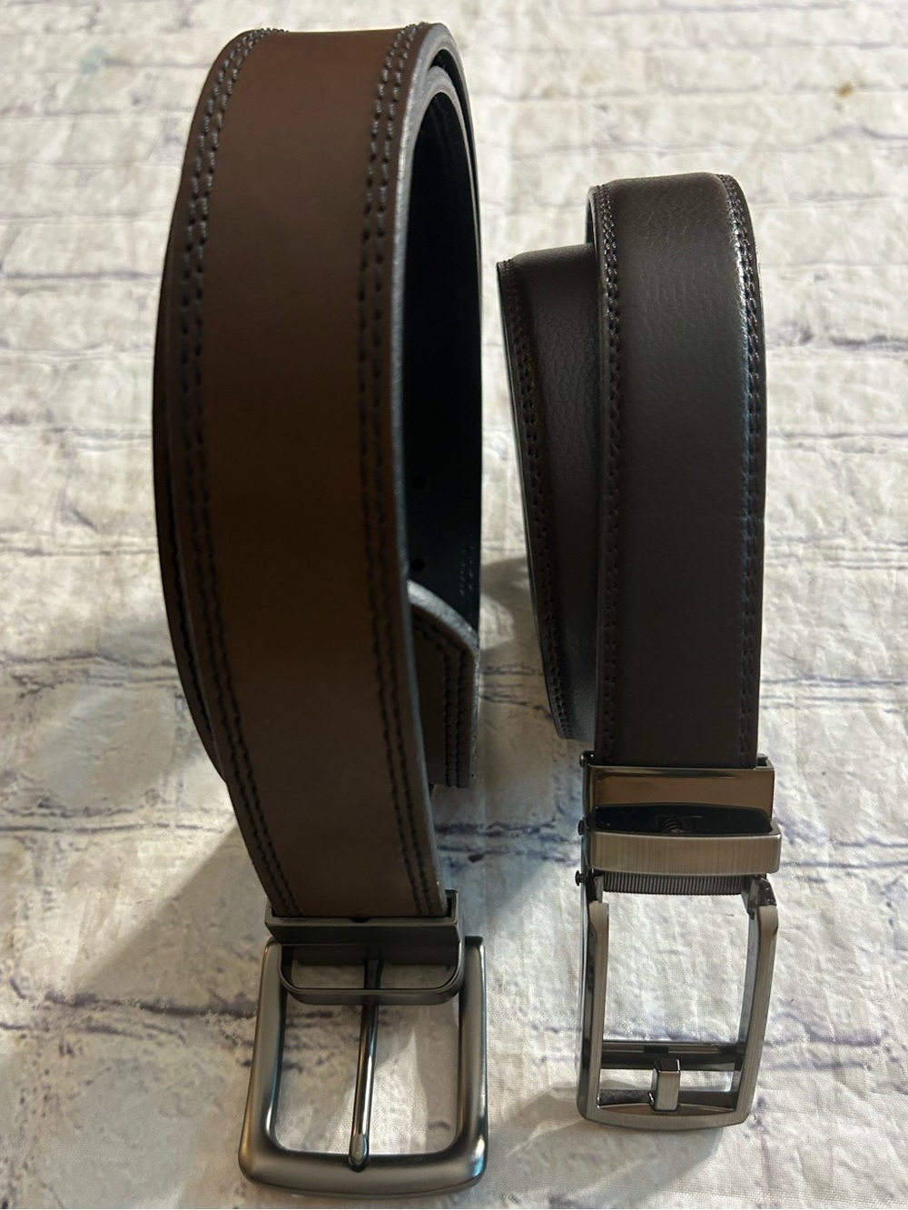 COMFORT CLICK CHOCOLATE BROWN GUNMETAL BUCKLE & BLACK & BROWN REVERSIBLE BELTS